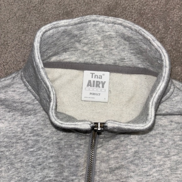 Tna Airy Quarter Zip Sweater - Picture 3 of 4